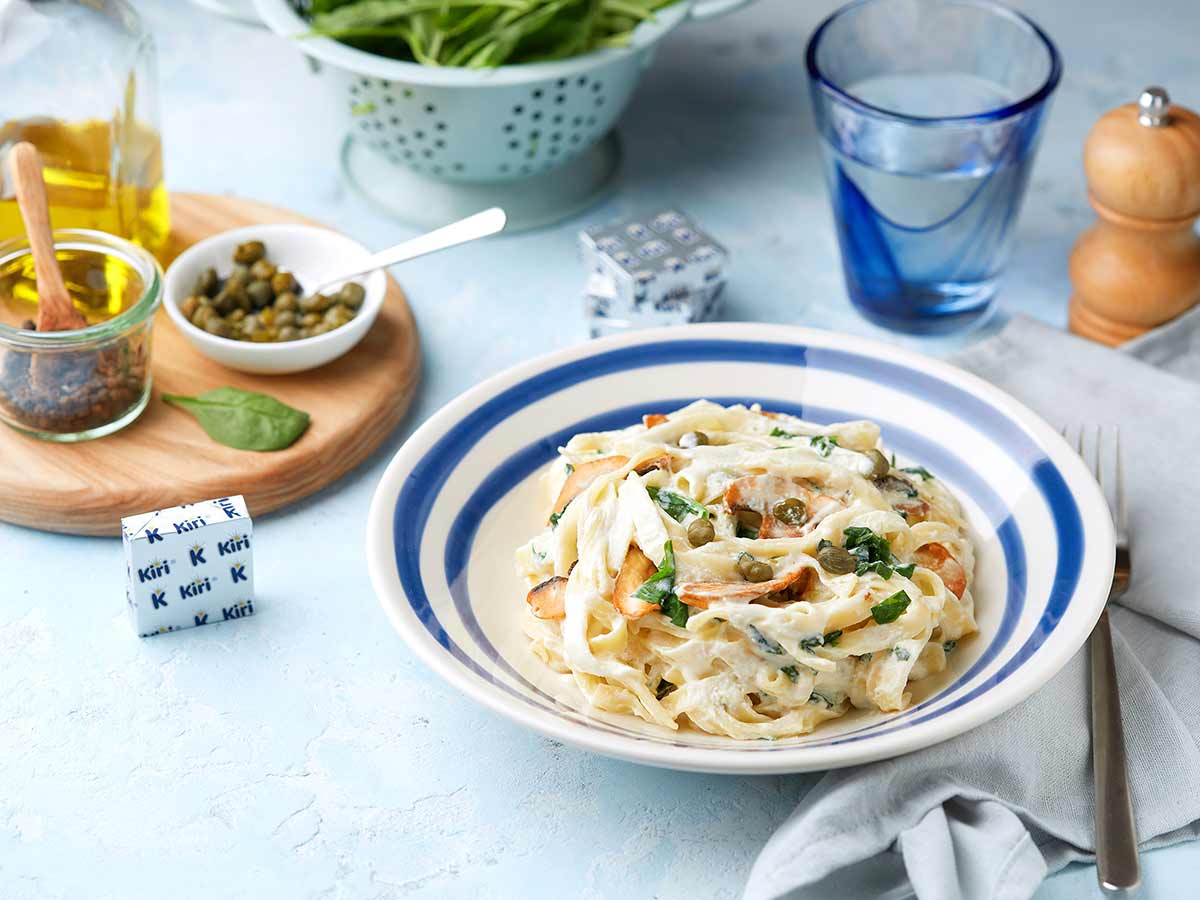 Creamy Mushrooms and Spinach Pasta with Kiri