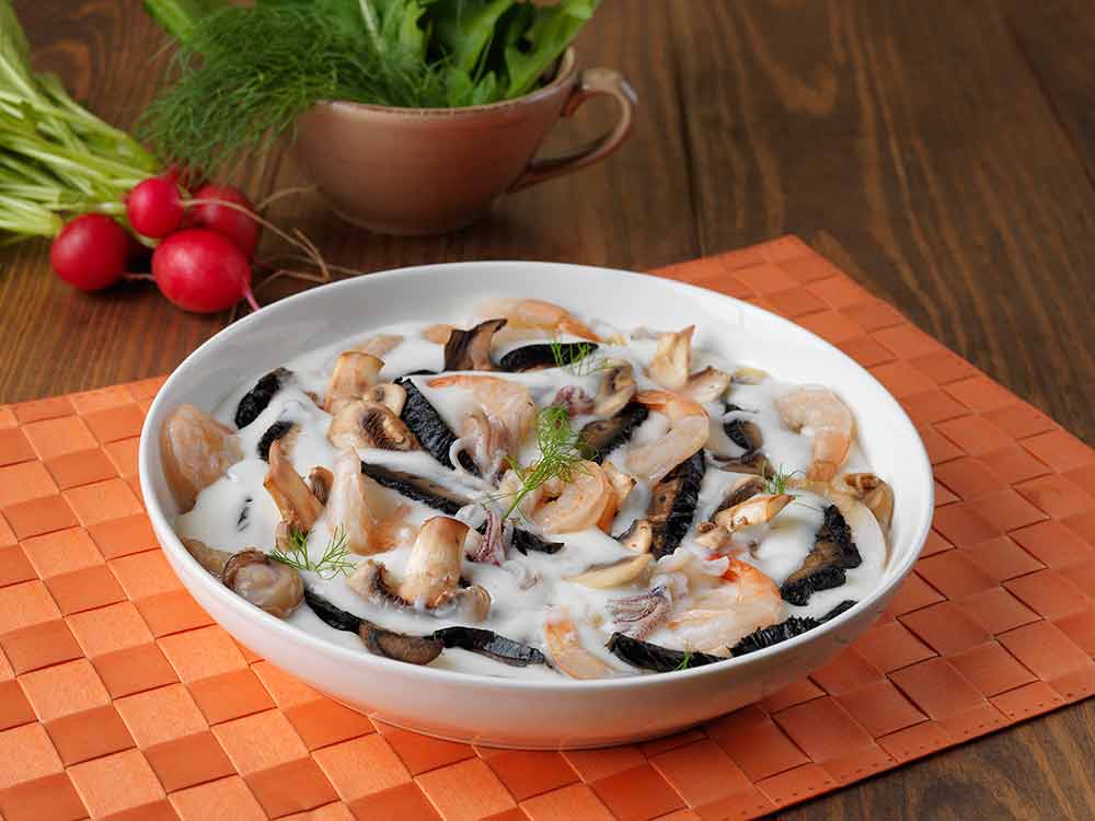Um Hind’s Seafood with Cream and Coriander